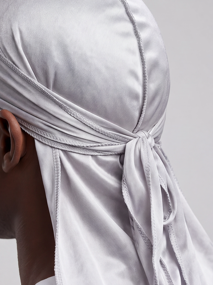 Grauer seidiger Durag