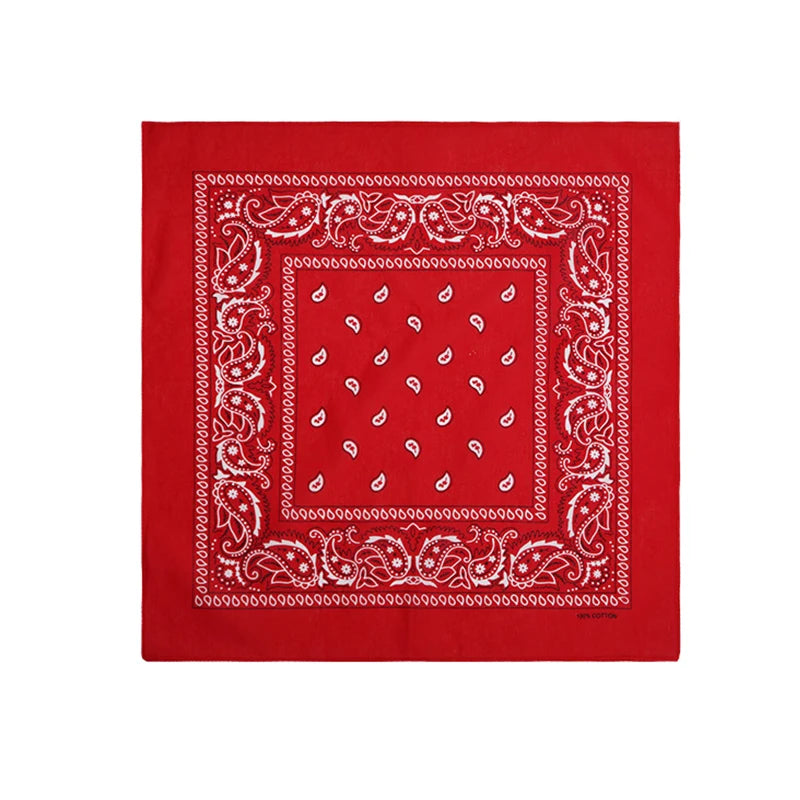 CrimsonCraft <span class="product-title-custom">Czerwona bandana we wzór paisley</span>